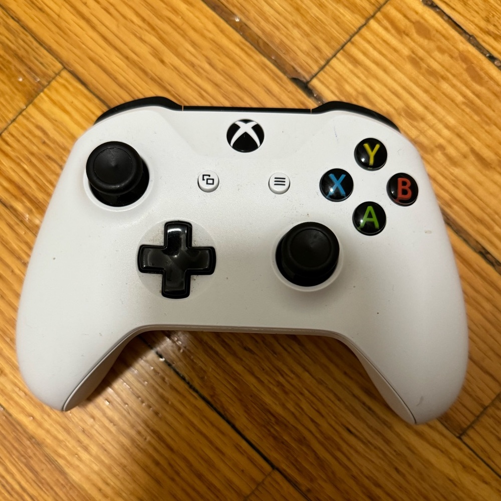 Xbox One White Controller
